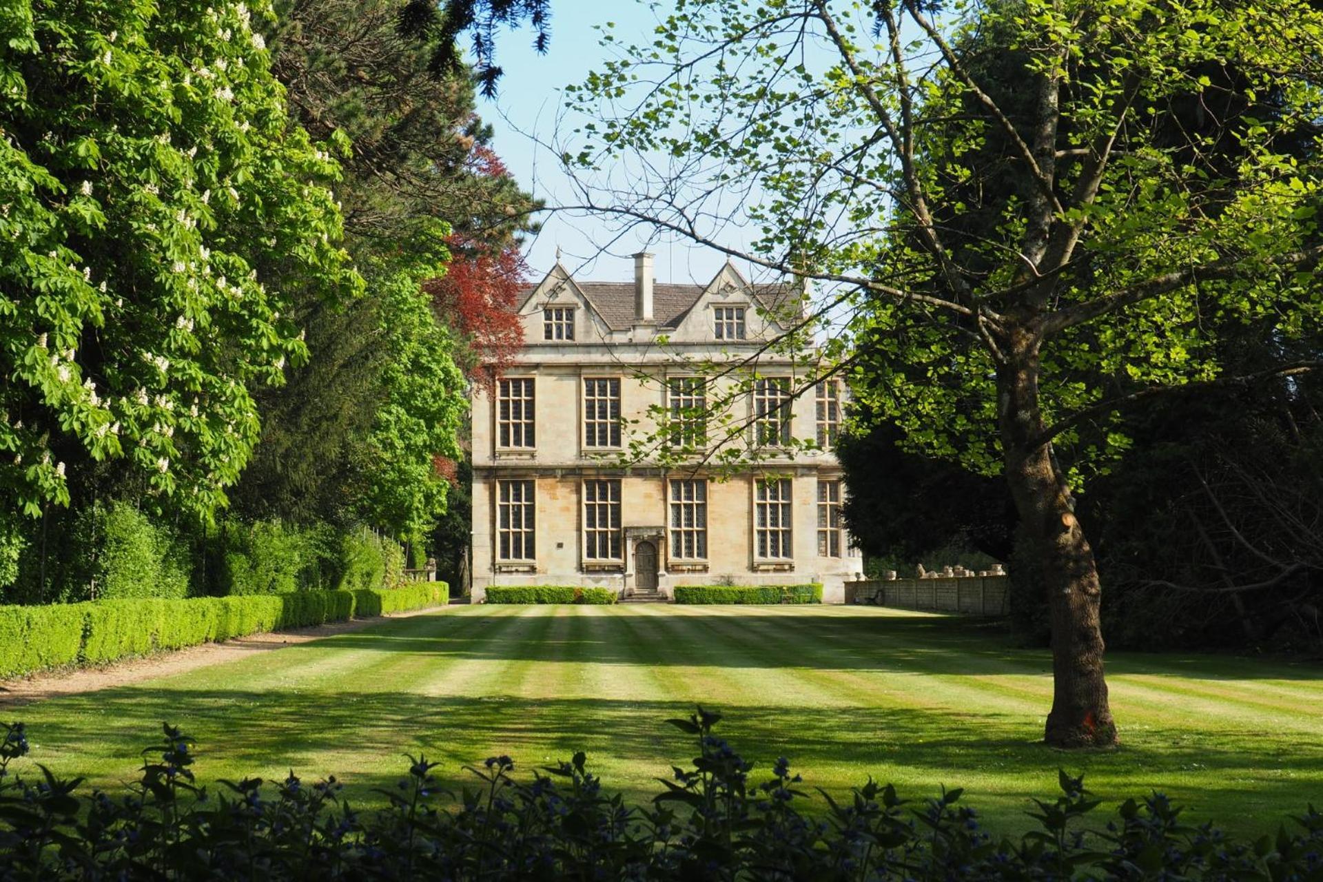The Hall - Historic Grade I-Listed Jacobean Mansion Bradford-On-Avon Екстериор снимка