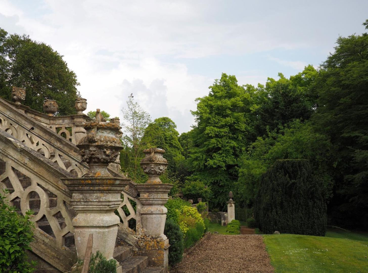 The Hall - Historic Grade I-Listed Jacobean Mansion Bradford-On-Avon Екстериор снимка