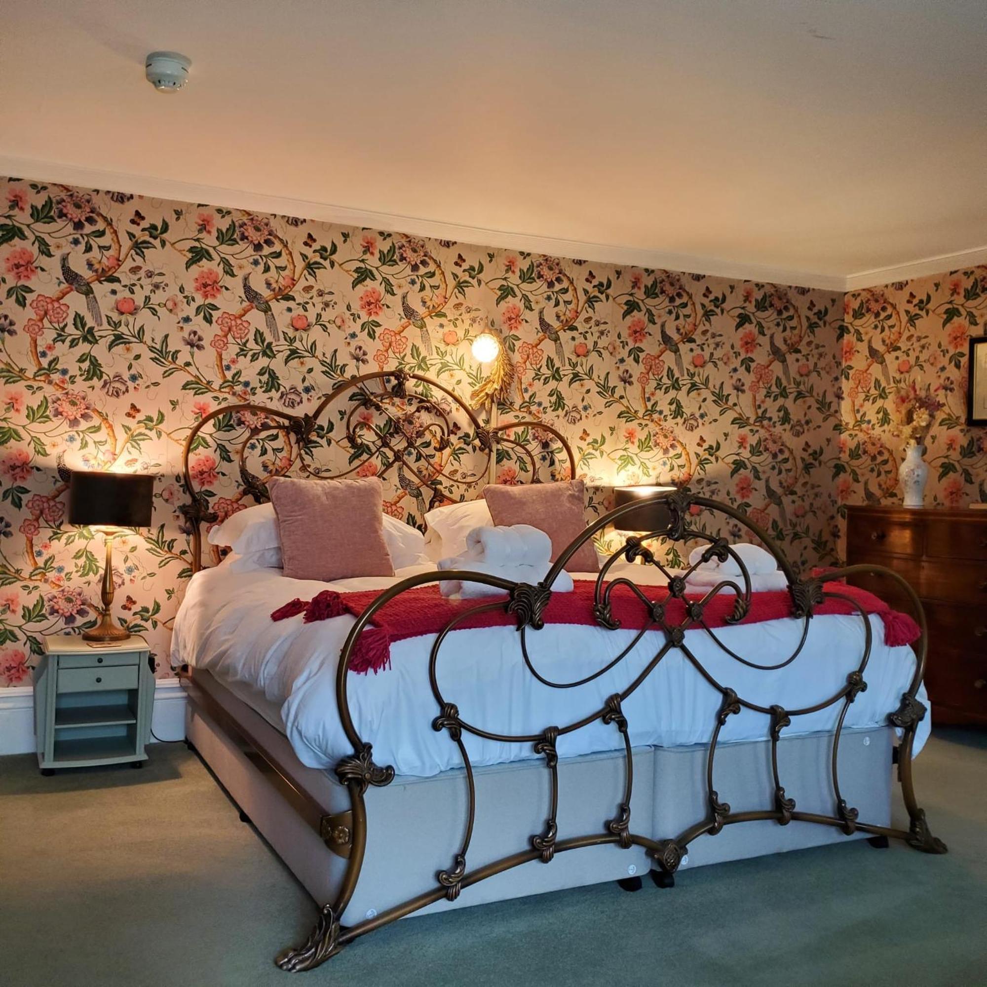 The Hall - Historic Grade I-Listed Jacobean Mansion Bradford-On-Avon Екстериор снимка