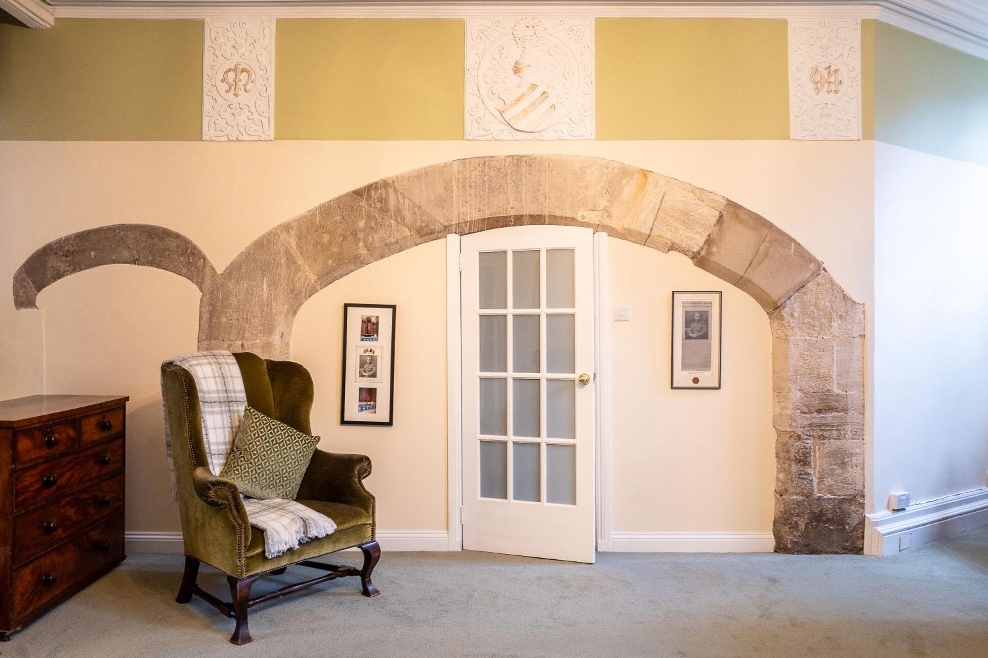 The Hall - Historic Grade I-Listed Jacobean Mansion Bradford-On-Avon Екстериор снимка