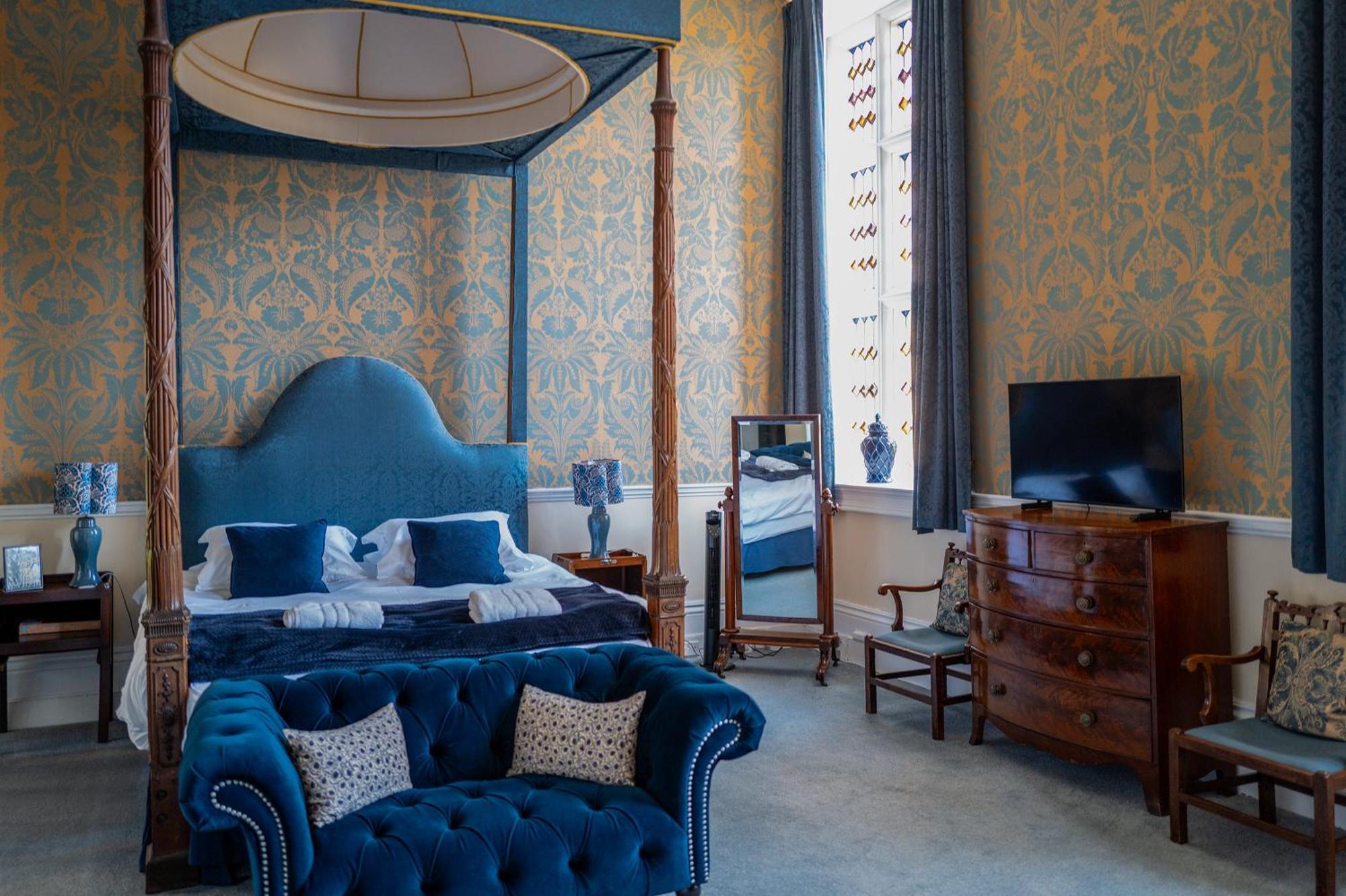 The Hall - Historic Grade I-Listed Jacobean Mansion Bradford-On-Avon Екстериор снимка
